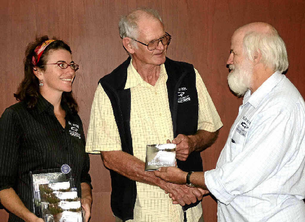 Dave Sands, of Kenilworth (centre) is thanked for his contribution to In Retrospect: The Mary River, by Dr Tanzi Smith (left) and MRCCC chairman Ian McKay. Dave Sands, of Kenilworth (centre) is thanked for his contribution to In Retrospect: The Mary River, by Dr Tanzi Smith (left) and MRCCC chairman Ian McKay.